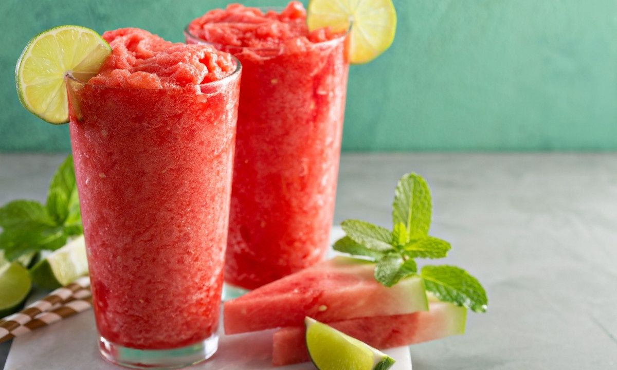 Το μυστικό για τέλεια γρανίτα με καλοκαιρινά φρούτα