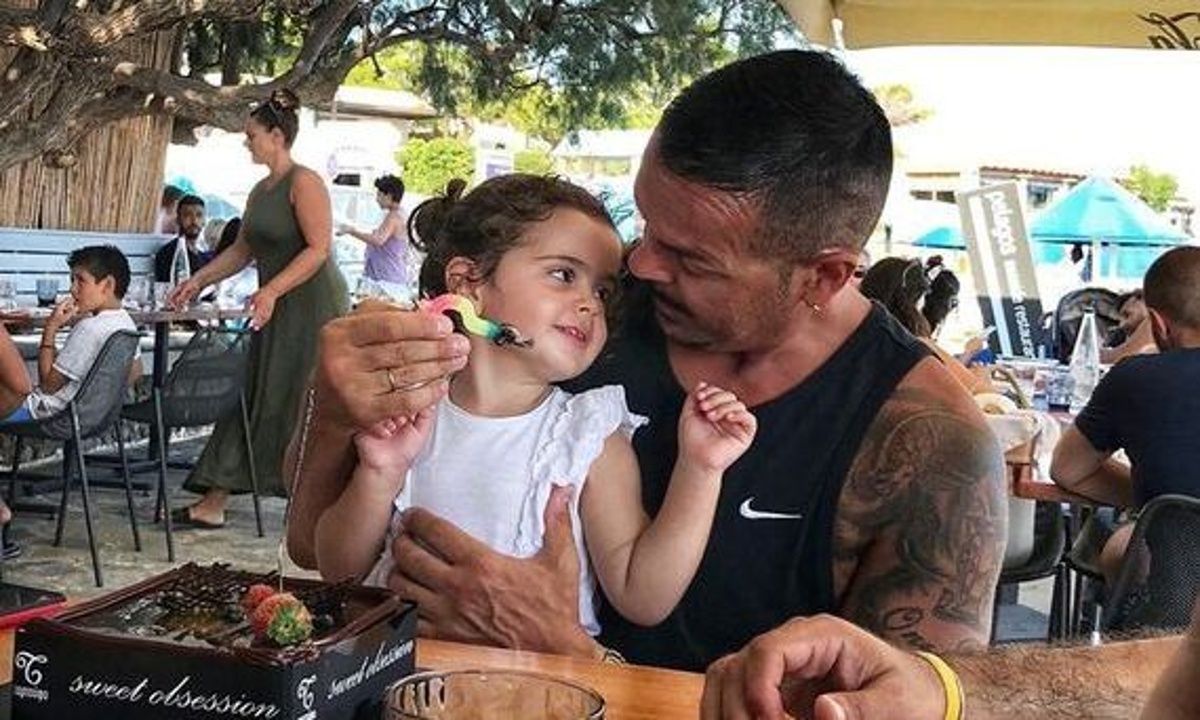 Νίκος Βουρλιώτης: Χέρι-χέρι με την κόρη του, Δέσποινα