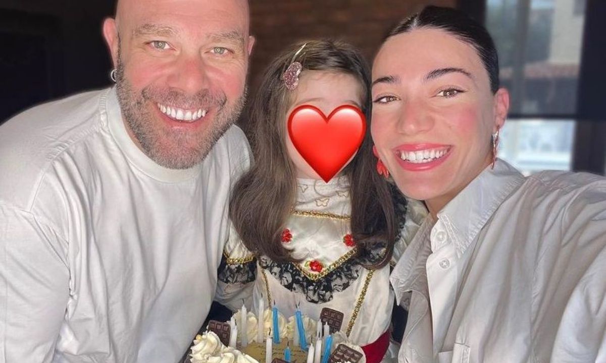 Η Αδάμου φωτογράφισε την κόρη της και το λουκ ενθουσίασε