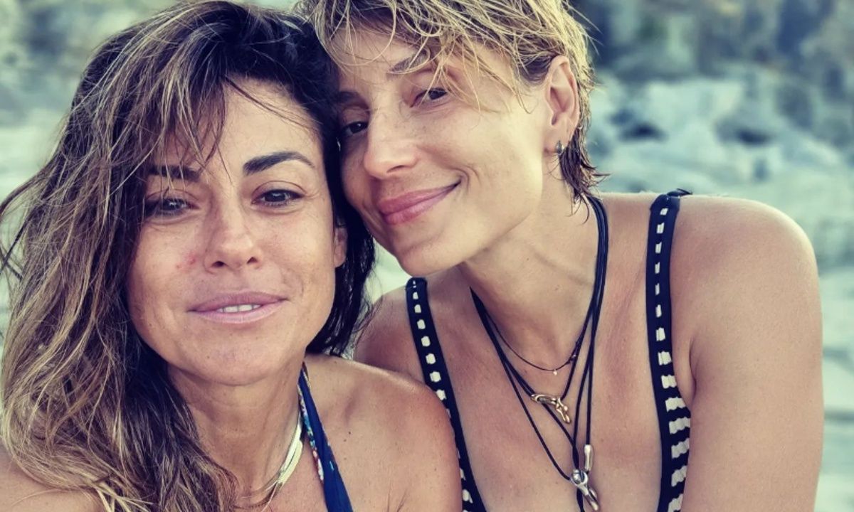 Δες και εσύ την αλλαγή στη φωτό των Ρουμελιώτη - Πρίντζου με μαγιό