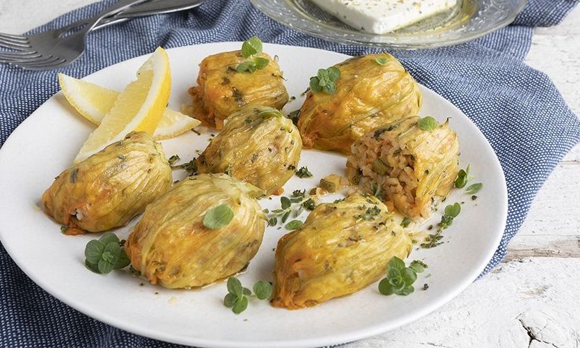 Κολοκυθοανθοί γεμιστοί από τον Άκη Πετρετζίκη