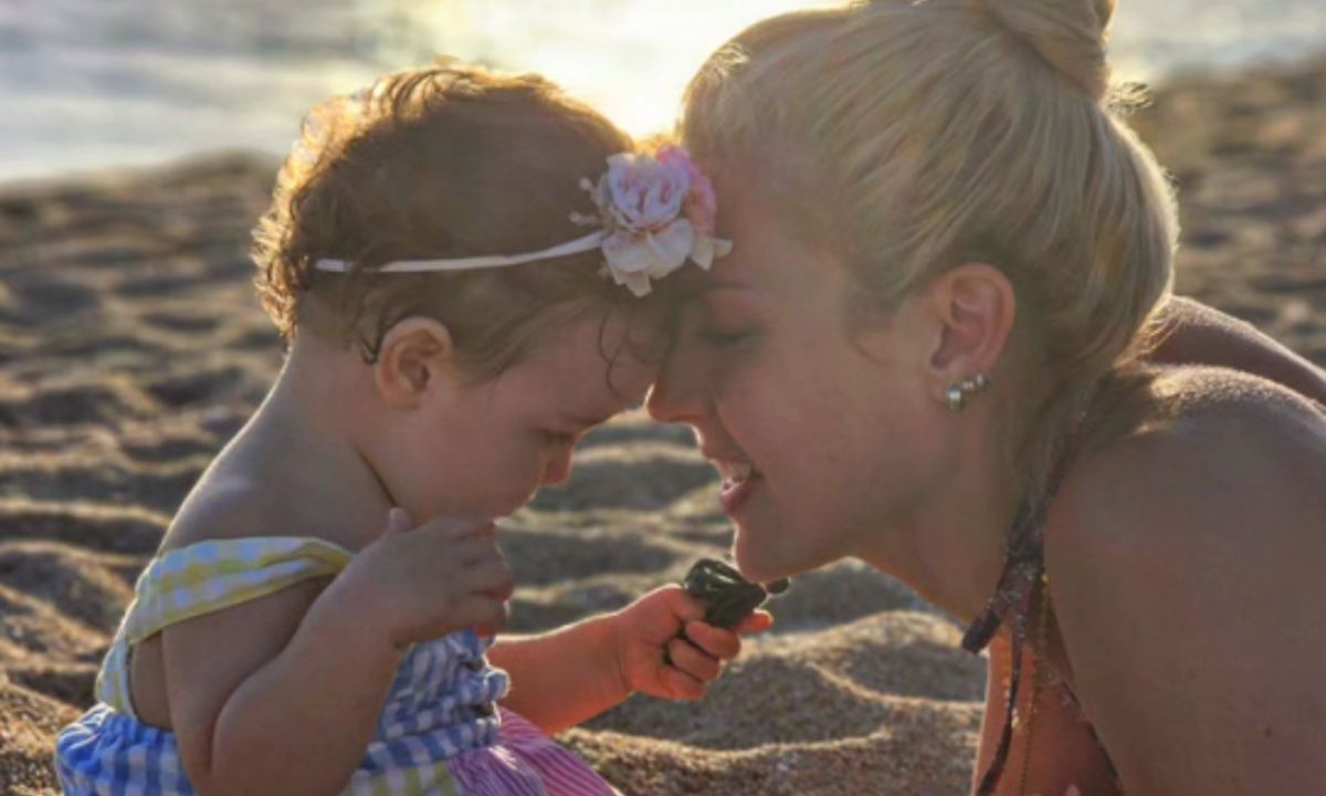 Style icon από κούνια η κόρη της Μαντώς Γαστεράτου-Οι νέες φωτό & πλάνα από το σπίτι τους στην Εκάλη