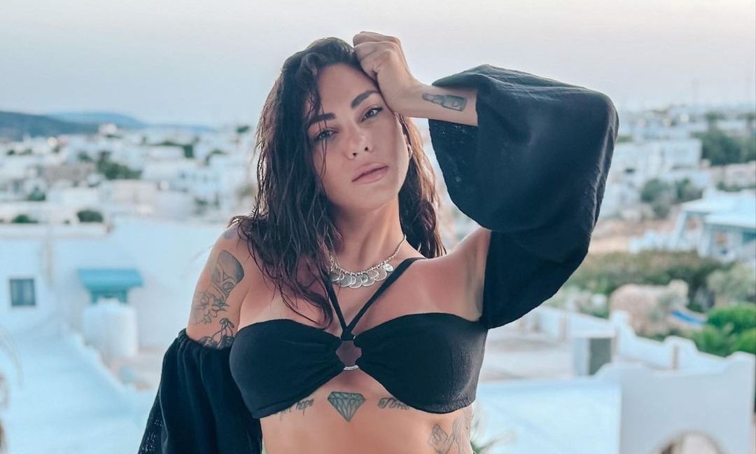 Βαλαβάνη – Μόργκαν: Τα πρώτα κοινά «κλικς» από τις διακοπές τους! Αγκαλιά στην Κρήτη