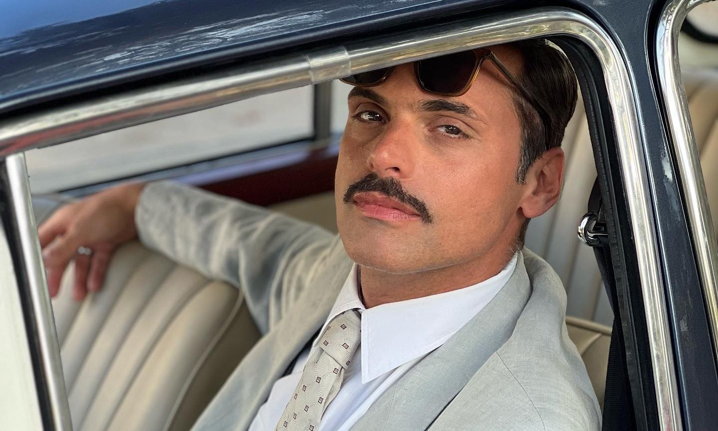 Γιώργος Παπαγεωργίου: Η φωτό από το Θησείο με τις φωτιές και το ξέσπασμα: «Είμαστε με τα καλά μας;»