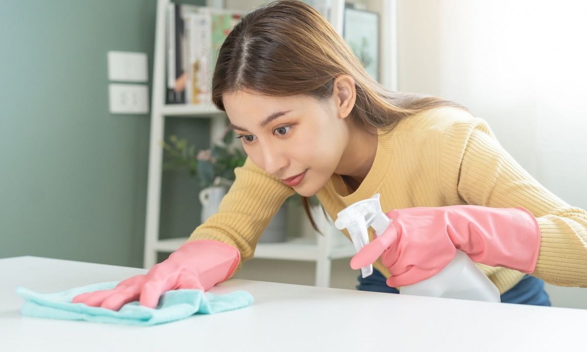 Τι μπορείτε να καθαρίσετε στο σπίτι με οινόπνευμα