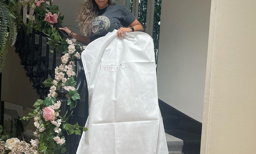 Λαμπερός γάμος στη showbiz! Παντρεύεται η κόρη της και μόλις έγινε γνωστό - «Πήραμε το νυφικό!»