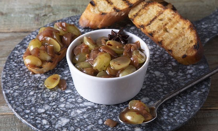 Chutney σταφυλιού από τον Άκη Πετρετζίκη