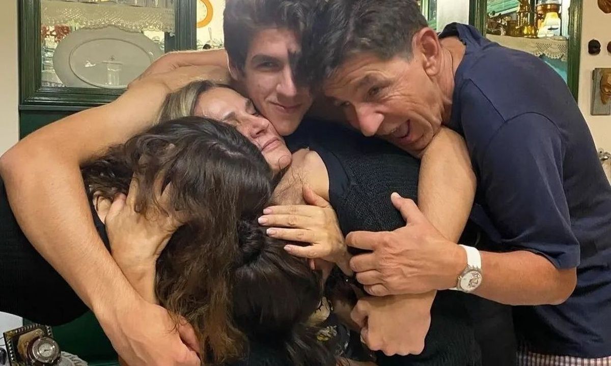 Οι κόρες Σκιαδαρέση σκίζουν και στο Tik Τοκ και ο μπαμπάς στηρίζει