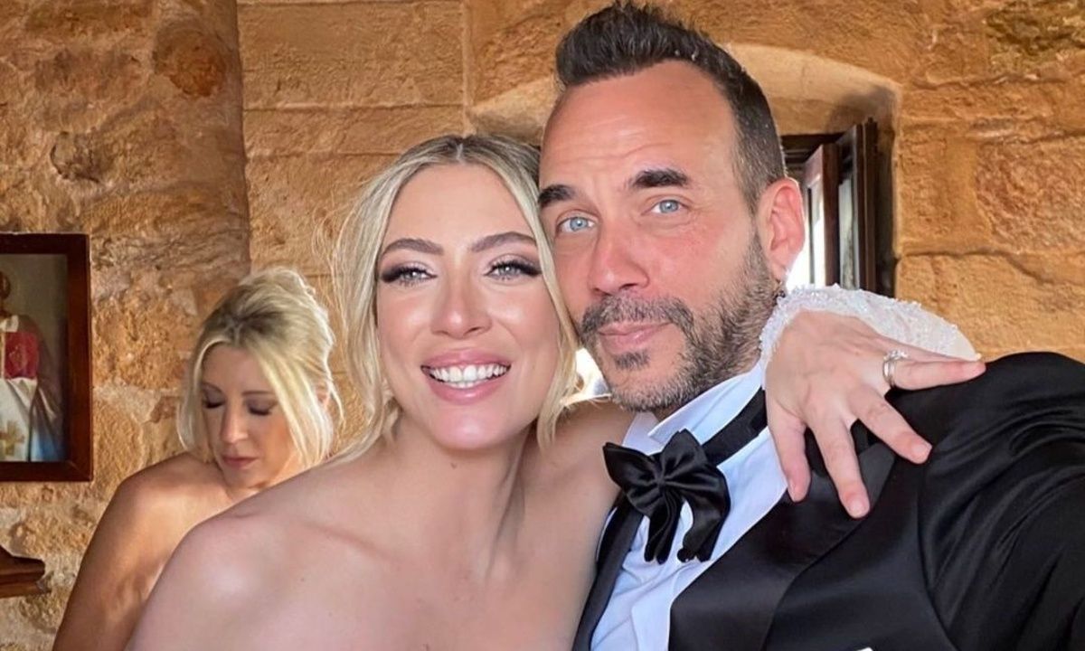 Πάνος Μουζουράκης: Οι δύο λέξεις με τις οποίες τα είπε όλα λίγες ώρες πριν γίνει μπαμπάς για 1η φορά