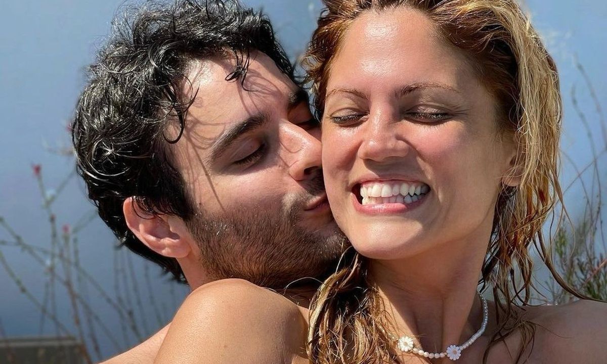 Η ξεχωριστή σχέση του Ίαν Στρατή με την κόρη του Ολίβια