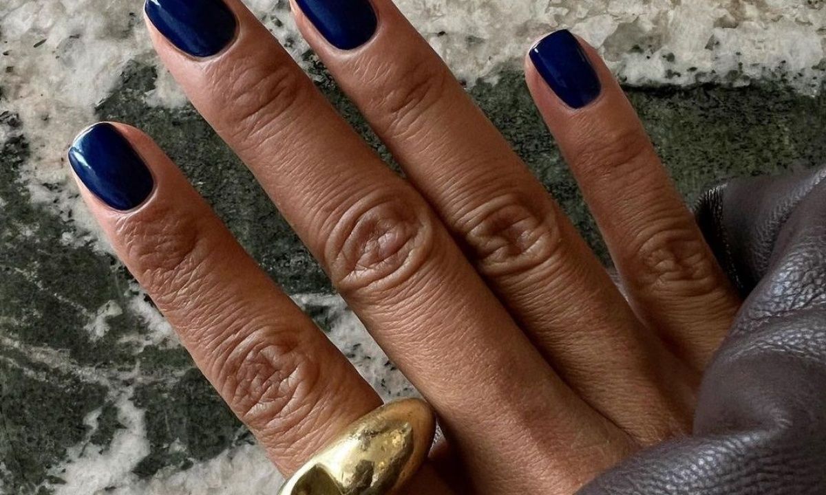 6 βερνίκια με τα χρώματα του φθινοπώρου για το manicure σου