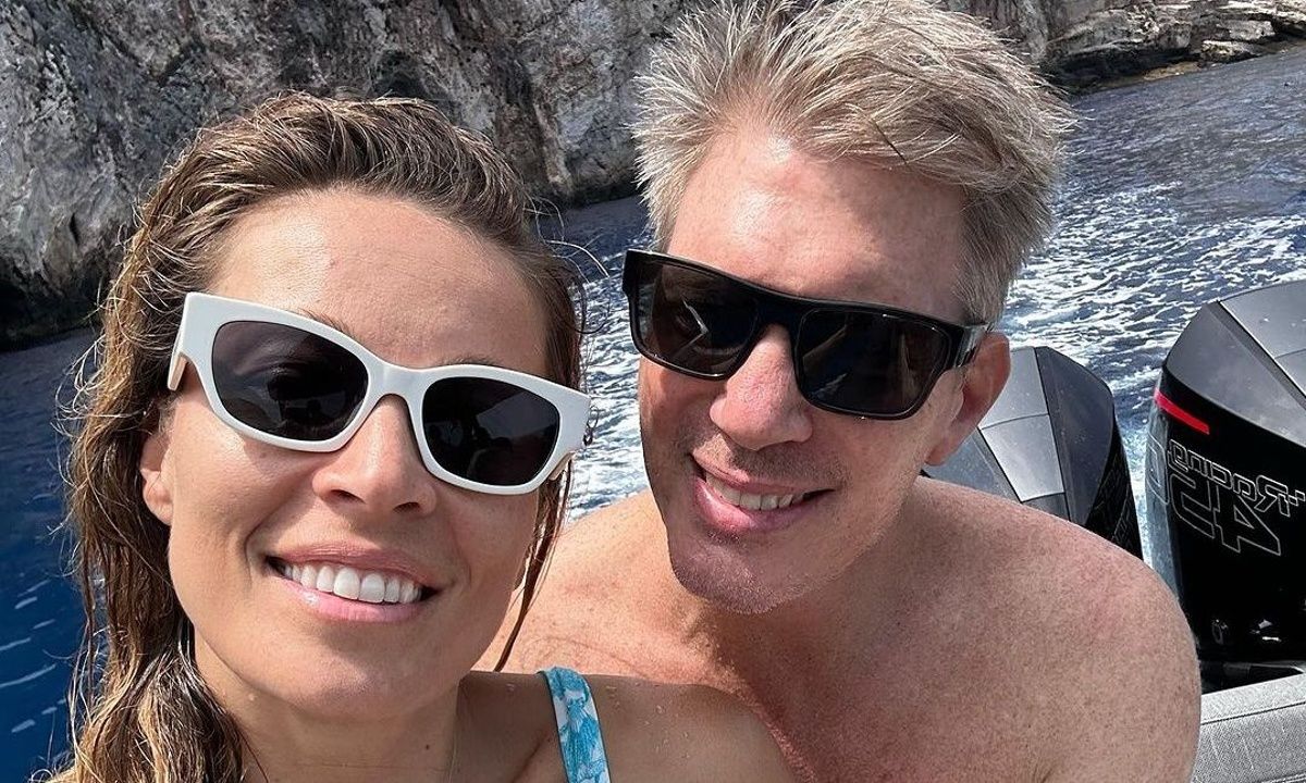 Μαριέττα Χρουσαλά: Φθινοπωρινές βουτιές με τα παιδιά της