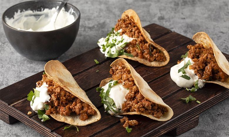 Τάκος με κιμά από τον Άκη Πετρετζίκη