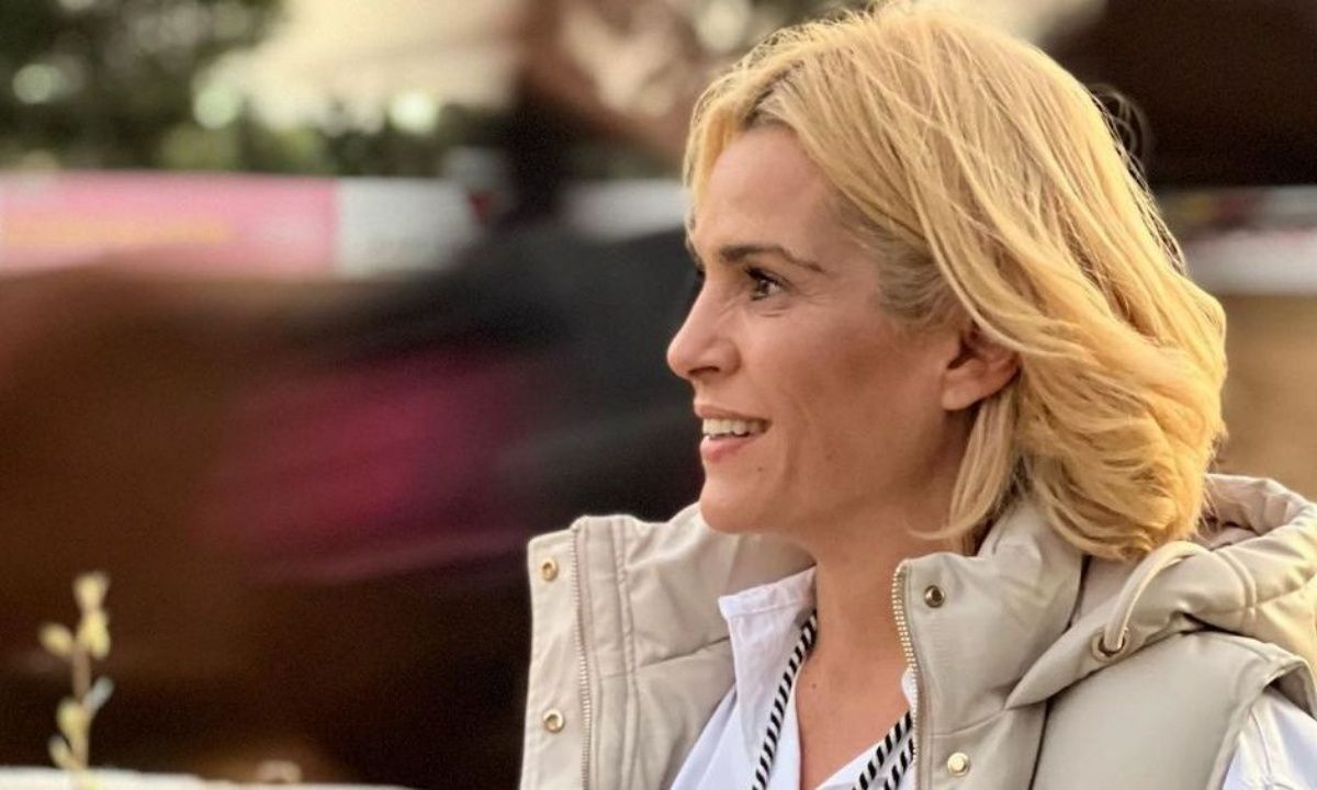 Τζένη Μπότση: Με την κόρη της στο κομμωτήριο