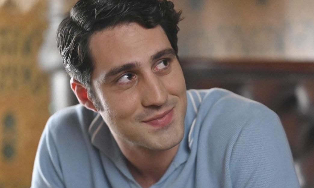 Ο Παράδεισος των Κυριών: Ο Άγης κλείνεται σε μοναστήρι