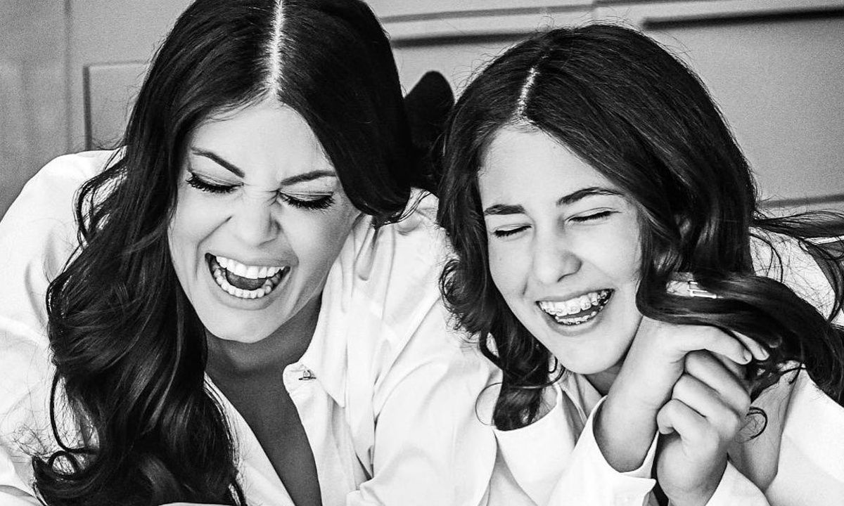 Η κούκλα έφηβη κόρη της Κορινθίου και όσα αποκάλυψε η περήφανη μαμά