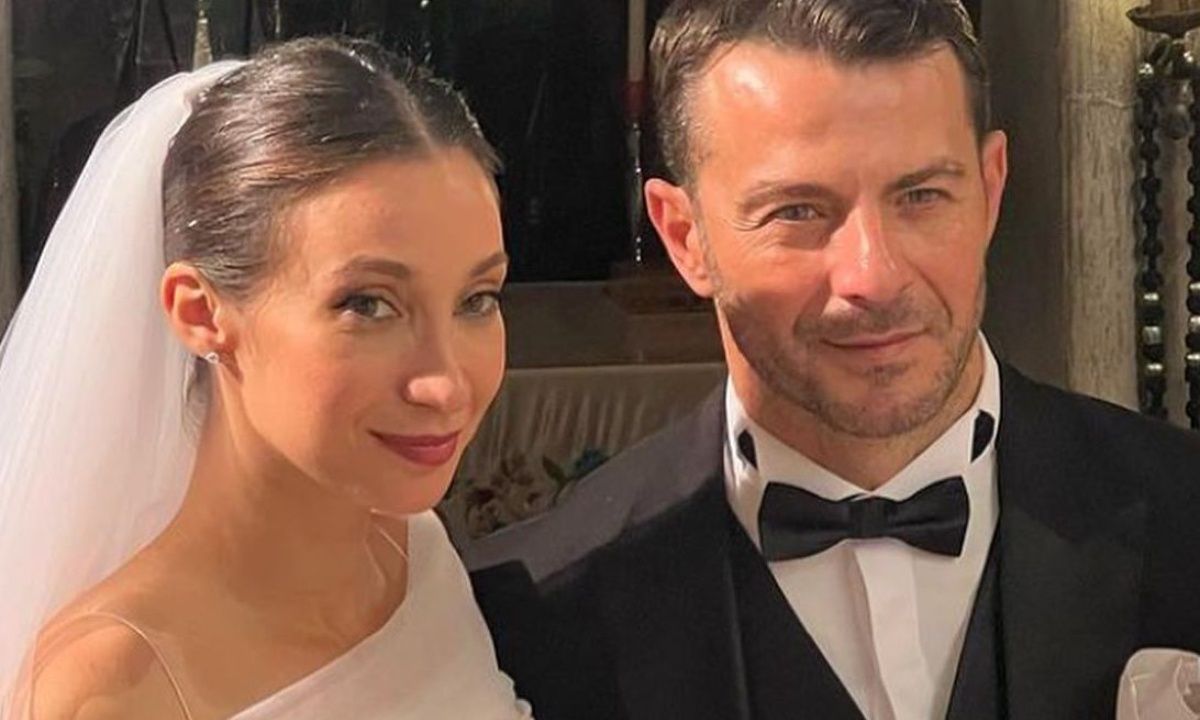 Η νέα ανάρτηση της Δήμητρας Βαμβακούση με μαύρα και οι ευχές για την εγκυμοσύνη