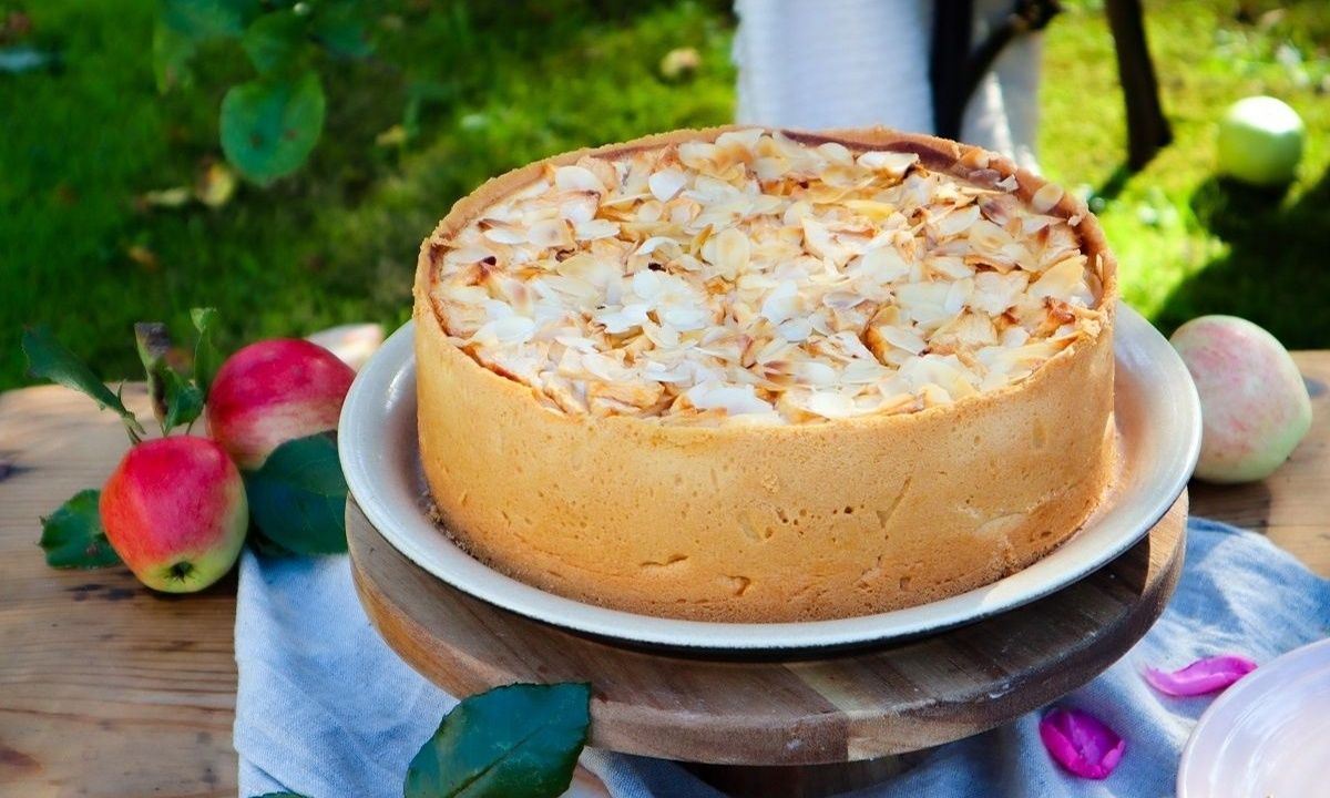 Η συνταγή της Ελένης Χατζίδου για πίτα με αλεύρι βρώμης χωρίς φύλλο