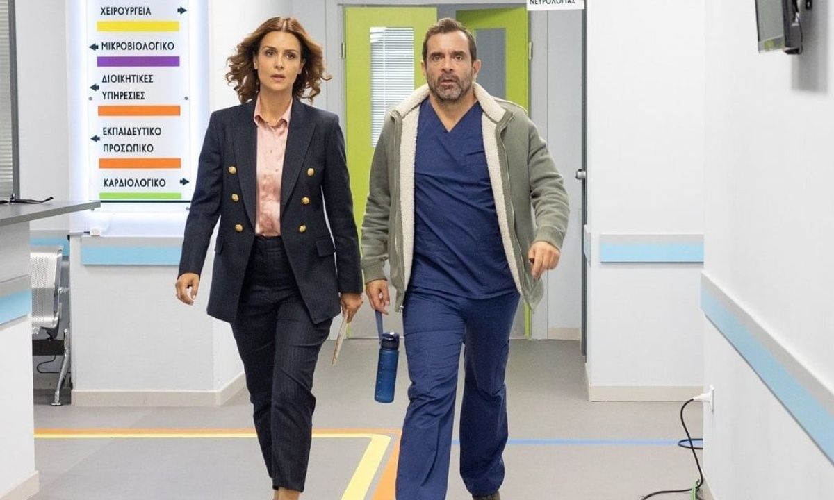 Το κοινό απαιτεί περισσότερο Γιατρό Μαρκουλάκη