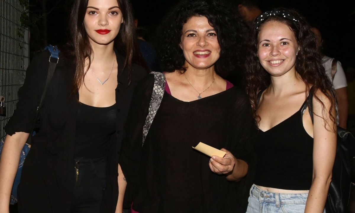 Οι κόρες της Τάνιας Τρύπη, Μαρίνα και Τζένη είναι η δύναμη της