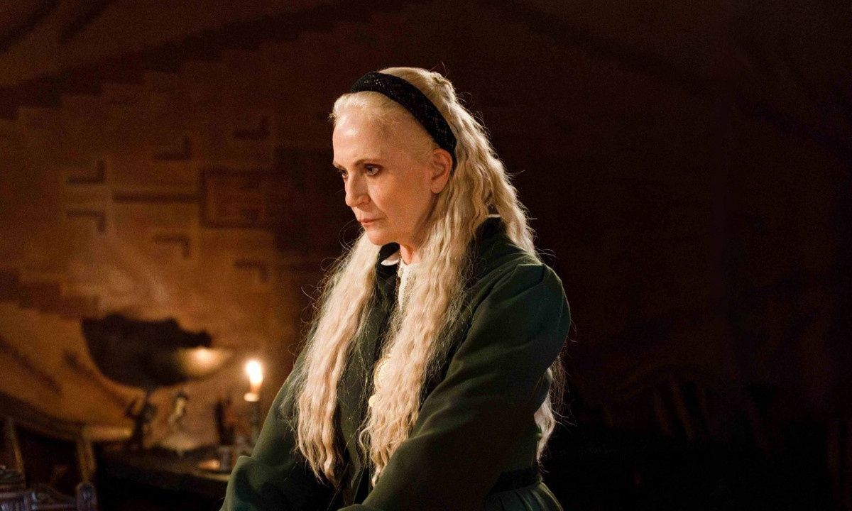 Η Θέμις Μπαζάκα «γράφει» το τέλος του προδότη-εγγονού της στη Μάγισσα