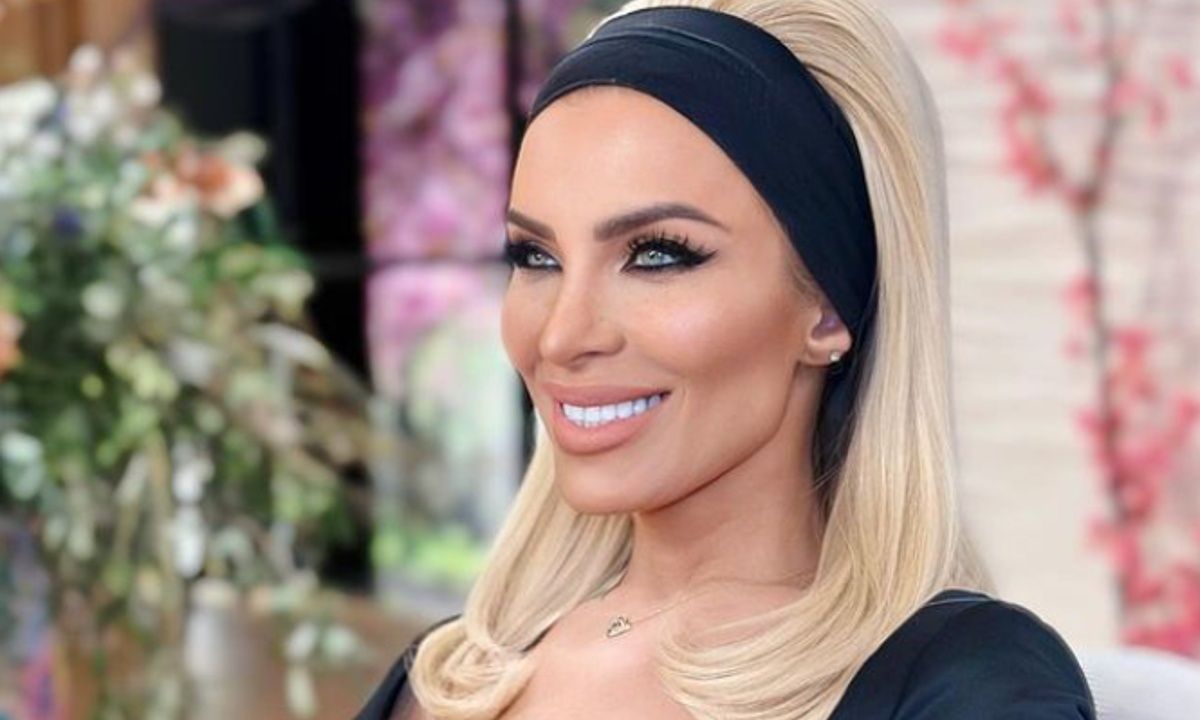 Η Κατερίνα Καινούριου γιορτάζει: Πλάνα από το σύγχρονο και πολυτελές διαμέρισμά της στο Κολωνάκι