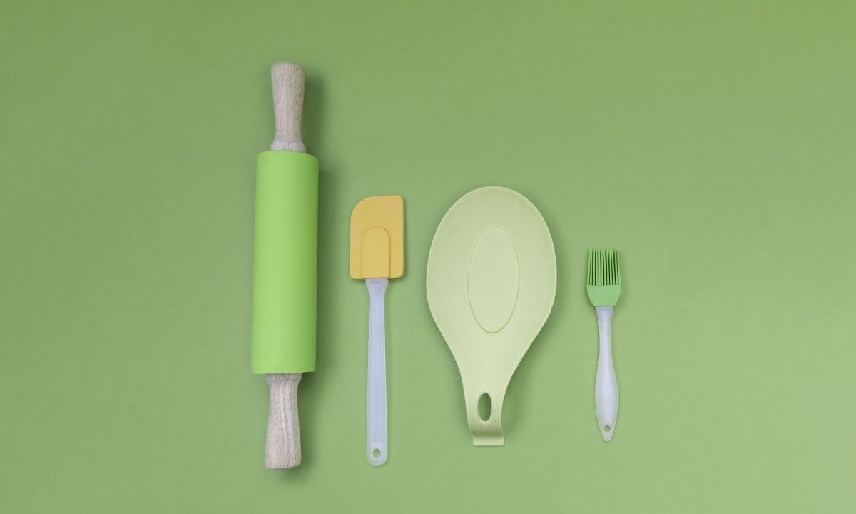 Πώς να καθαρίσετε τα μαγειρικά σκεύη σιλικόνης