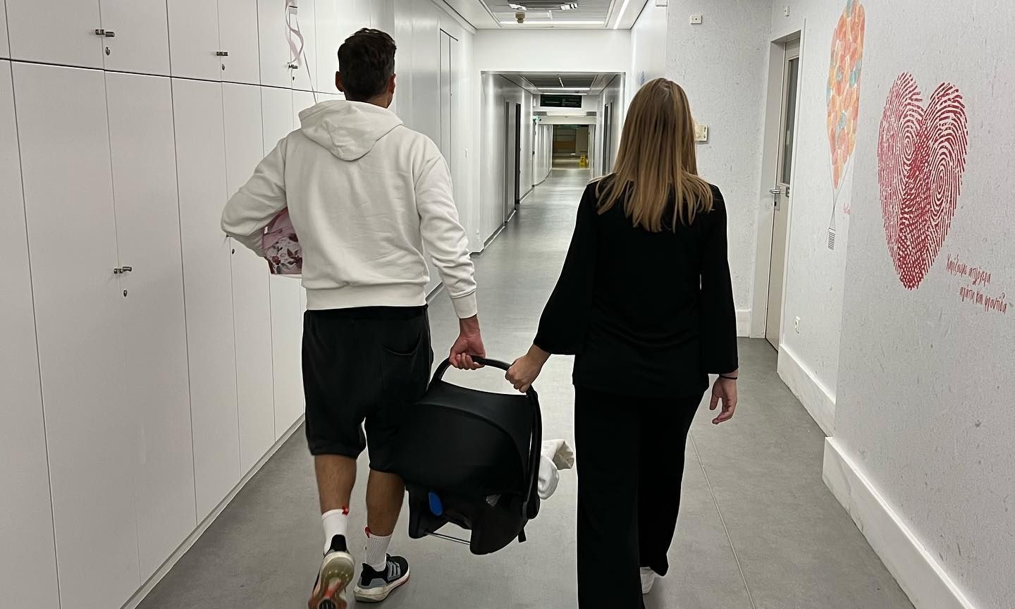 Δανάη Μιχαλάκη: Η πρώτη ανάρτηση μετά τη γέννα: «Γιώργο μου. Αγάπη μου. Αν...»