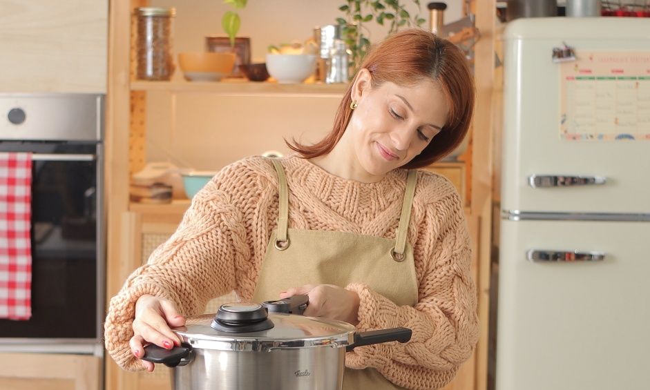 Για την Έλενα Πάκου το να είσαι multitasking μαμά, σημαίνει να φροντίζεις όσους έχουν αξία για εσένα