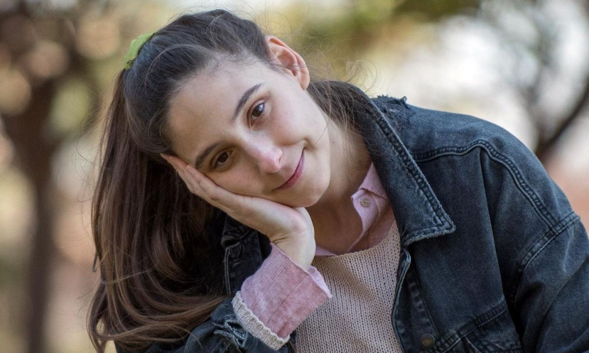 Φωτεινή Αθερίδου: Η κρεμαστή κούνια στο καθιστικό του σπιτιού της