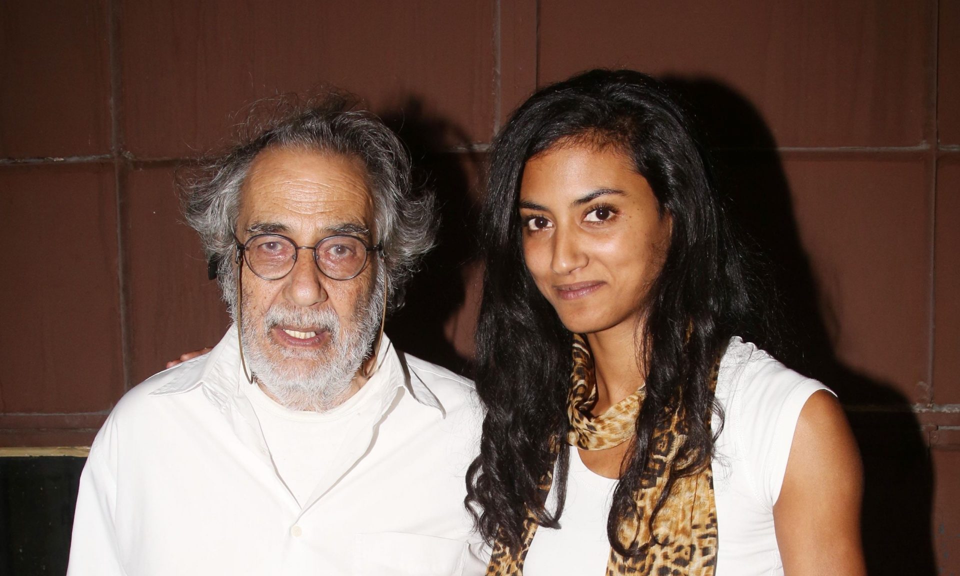 Κώστας Αρζόγλου: Σπάνια εμφάνιση του ηθοποιού με την πρώην σύζυγό του & την κόρη τους Ορόρα Μαριόν