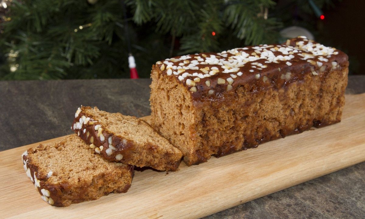 Gingerbread loaf: Eύκολη συνταγή για το απόλυτο κέικ των Χριστουγέννων