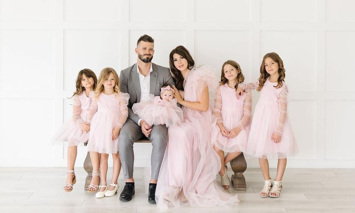 Όλοι πήραν δώρο εκτός από τη μαμά - Το βίντεο που έγινε viral