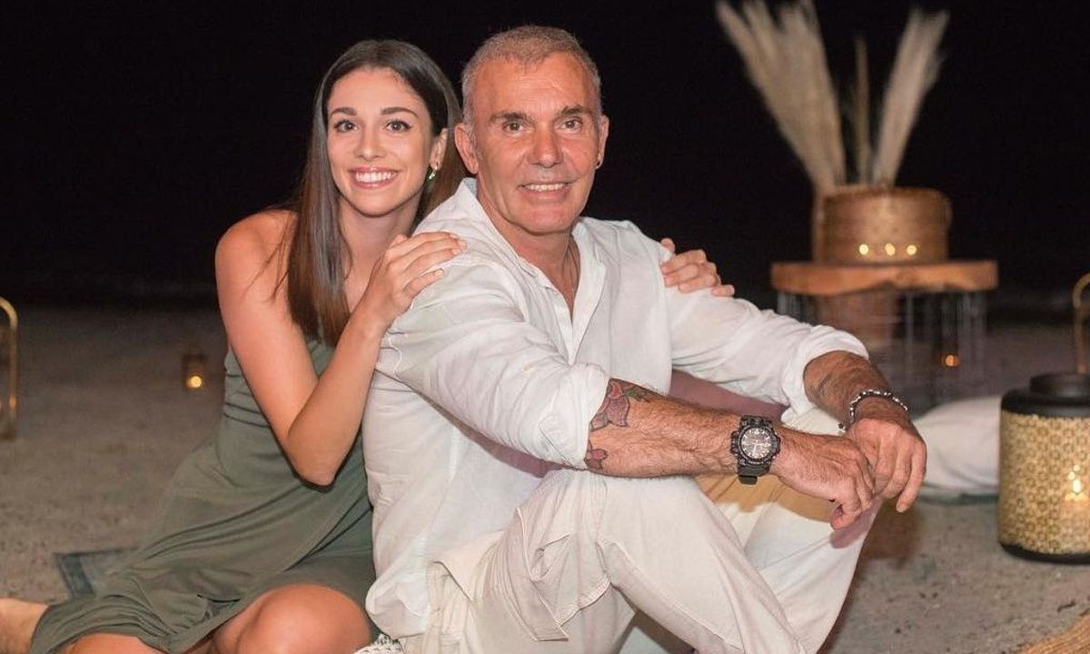 Αυτά είναι τα 4 παιδιά του Στέλιου Ρόκκου και οι μεγάλες αδυναμίες του