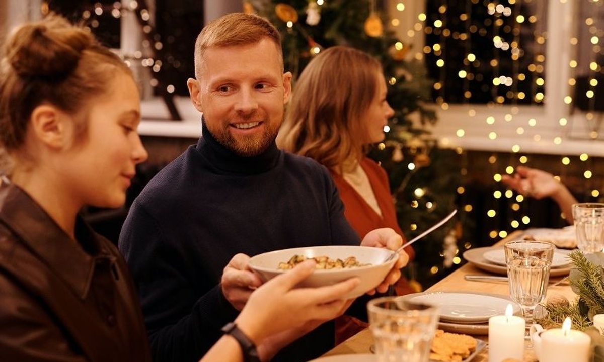 Άβολη Οικογενειακή Πρωτοχρονιά: 5 θέματα για να συζητήσετε