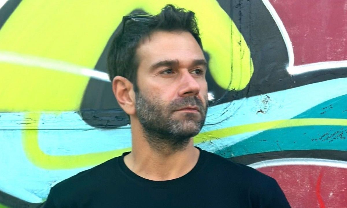 Τάσος Ιορδανίδης: Στα Τρίκαλα Κορινθίας με τα παιδιά του