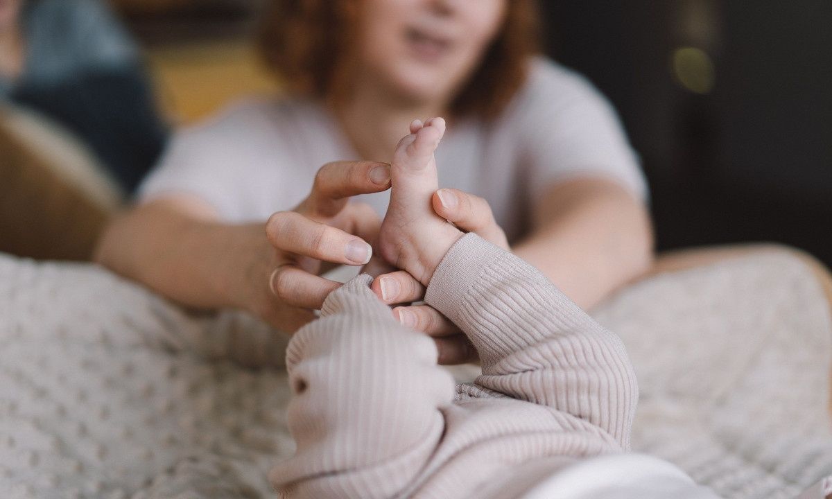 Υπάρχουν πολλά «πρέπει» στη μητρότητα, εμπιστεύσου το ένστικό σου