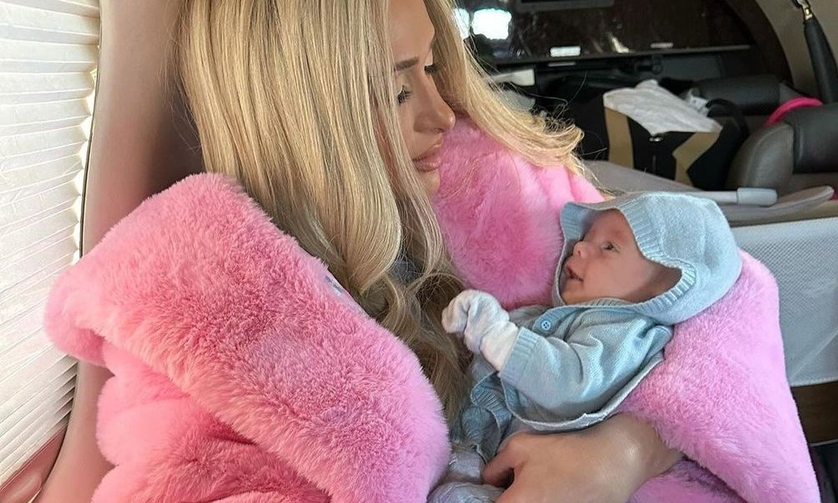 O γιος της Paris Hilton έγινε ενός: Το πάρτι και οι νέες photos