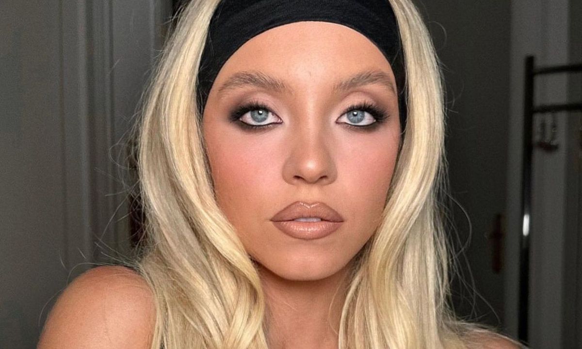 3 stylish χτενίσματα που ταιριάζουν σε όλες