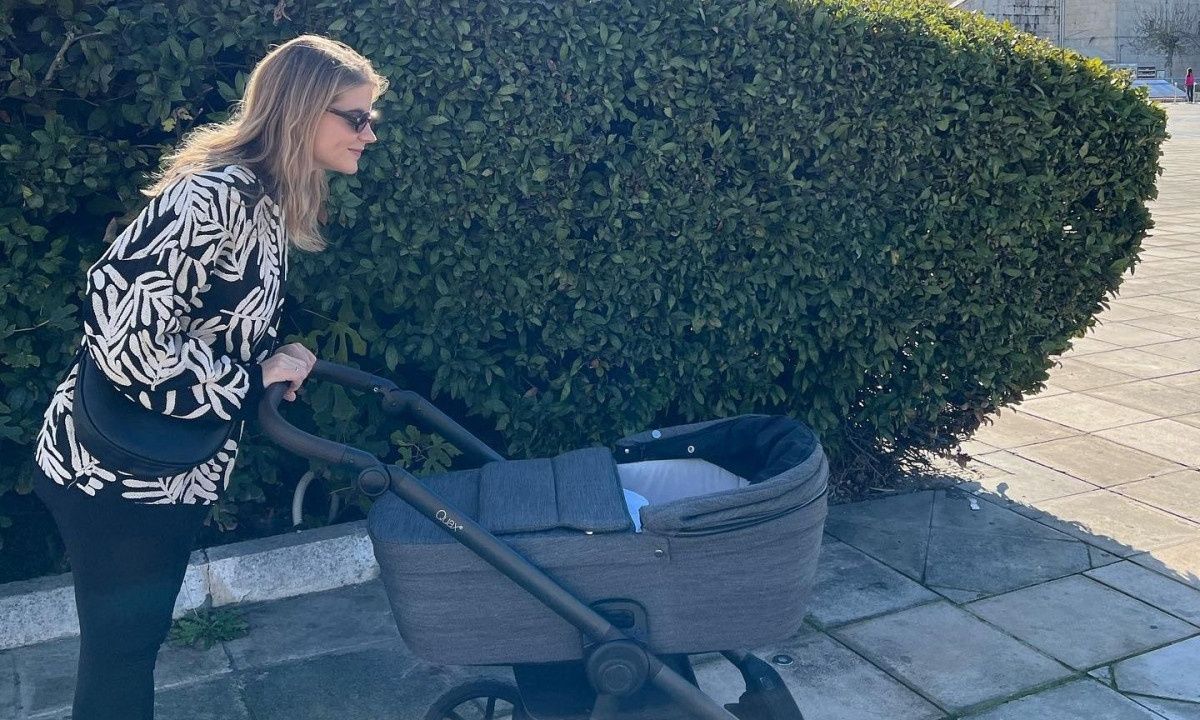 Δανάη Μιχαλάκη: Η νέα φώτο με την κόρη της στο ριλάξ