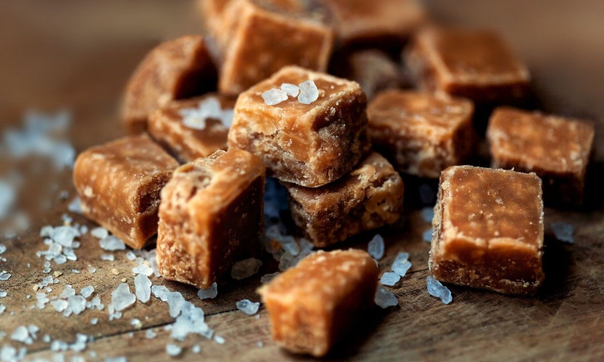 Πρέπει να βάζουμε αλάτι στα γλυκά;