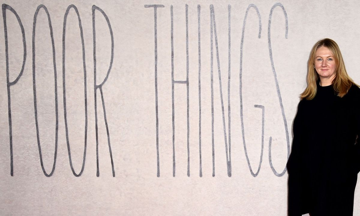 Η γυναίκα που μεταμόρφωσε την Emma Stone για το Poor Things αποκαλύπτει το μυστικό της ταινίας