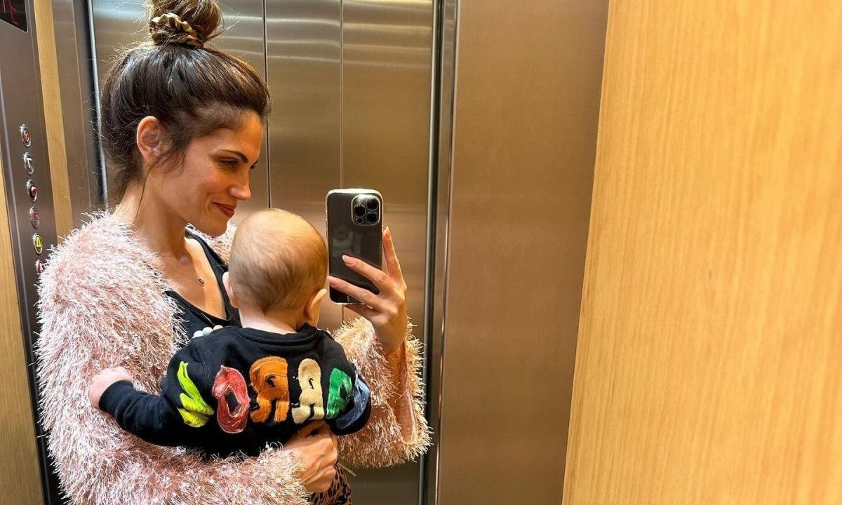 Μαίρη Συνατσάκη:  Aυτό είναι το αγαπημένο παιχνίδι της Ολίβιας