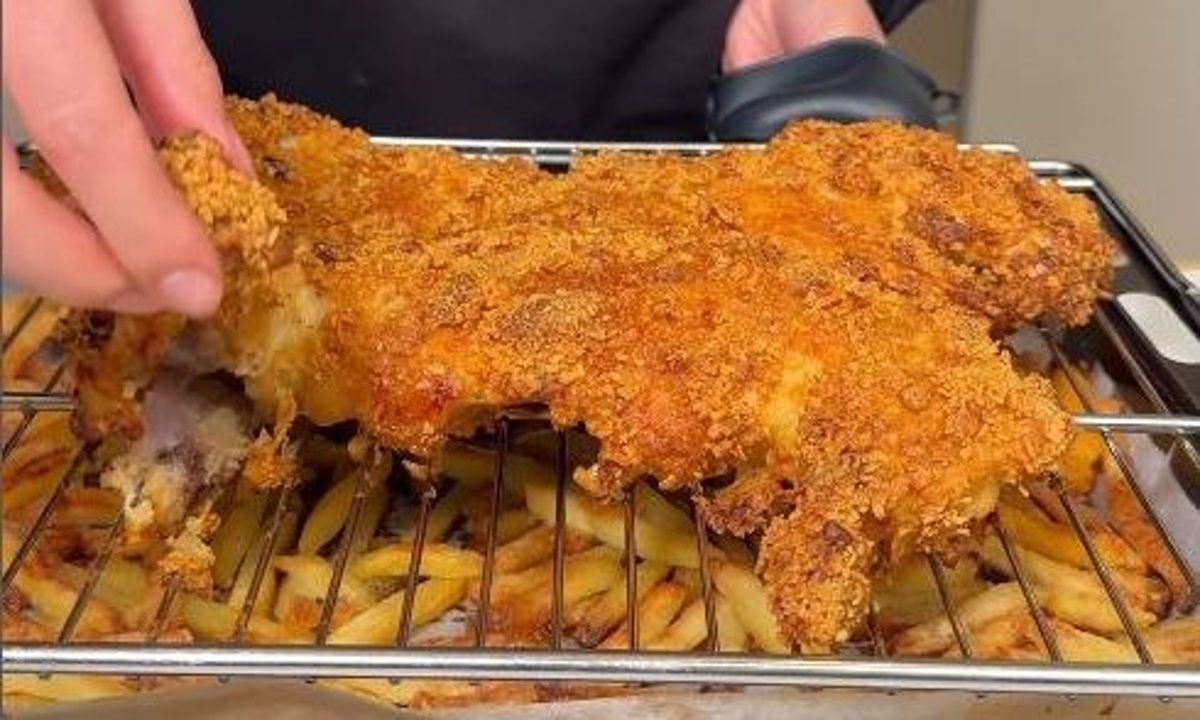 Ολόκληρο παναρισμένο κοτόπουλο στον φούρνο