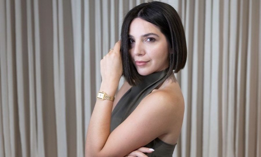 Finally! Πώς η χαμένη λάμψη επανήλθε στα μαλλιά μου με τη θεραπεία Acidic Color Gloss της Redken;