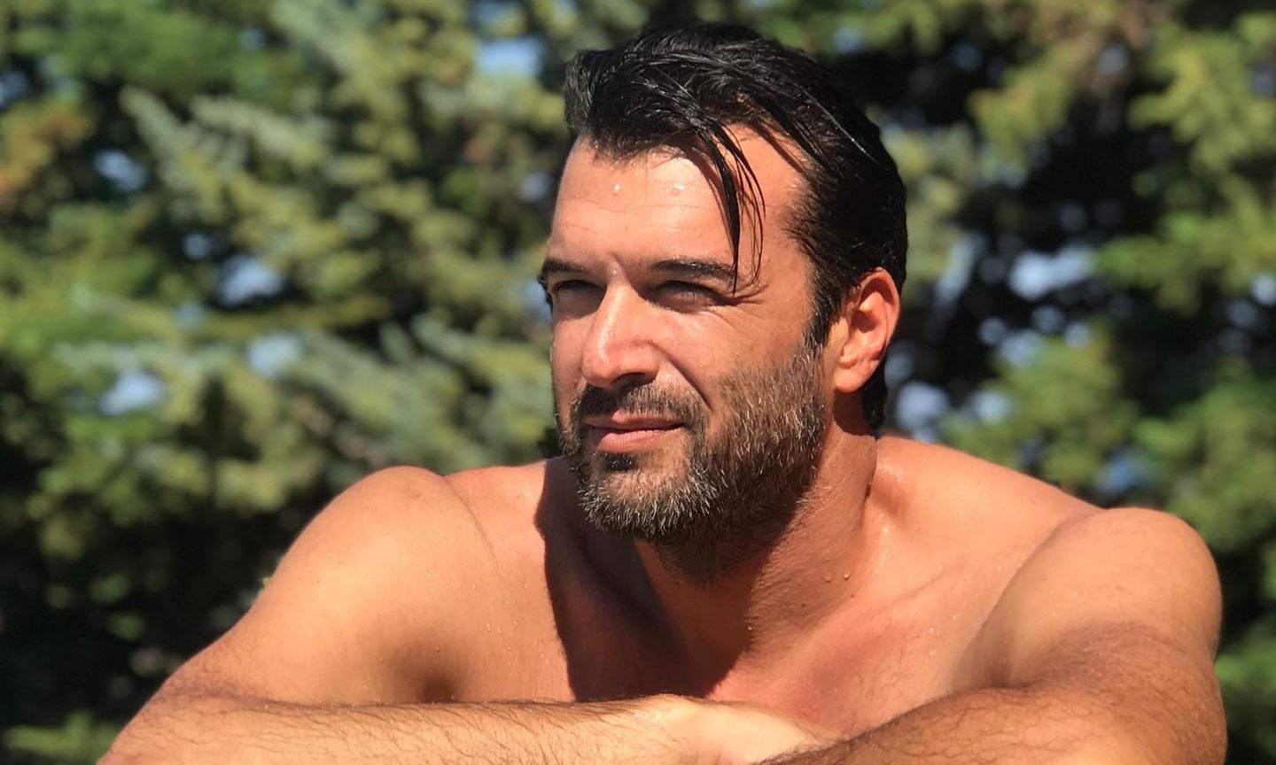 Αντώνης Βλοντάκης: Ο άνθρωπος πίσω από τα χρυσά κορίτσια της Εθνικής Πόλο - Από τις πισίνες στην TV