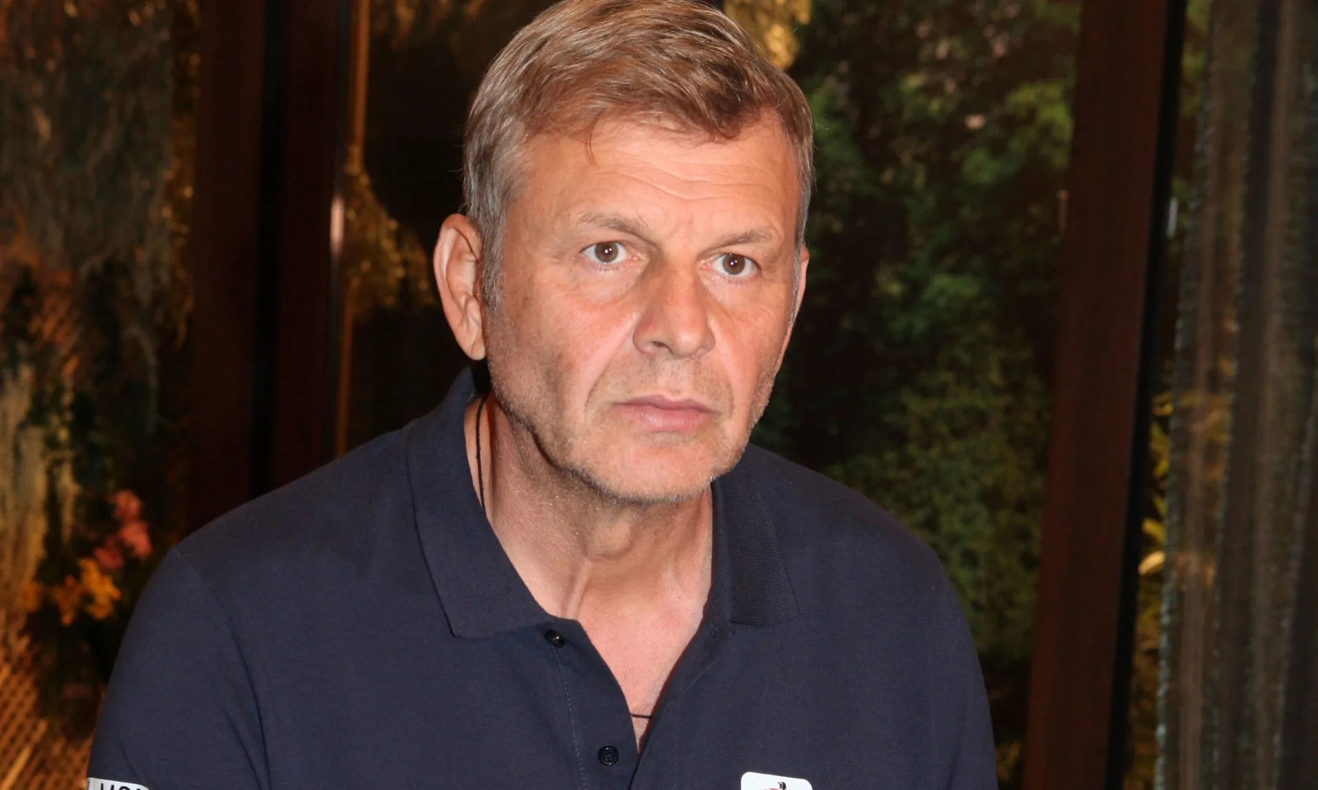 Απόστολος Γκλέτσος: «Είμαι ξανά ερωτευμένος - Όταν μεγαλώσεις το συναίσθημα είναι πιο βαθύ»