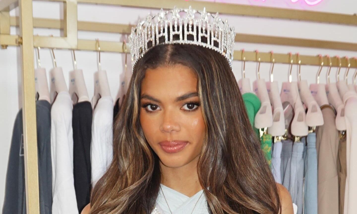 Άλμα Κούπερ: Επιτυχημένη αξιωματικός στο στρατό & με μεταπτυχιακό η νέα Miss ΗΠΑ!