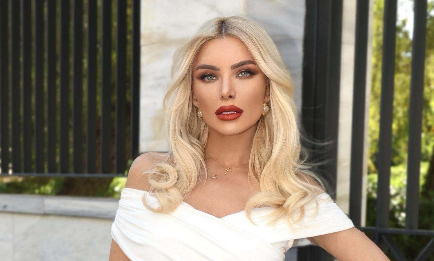 Καινούργιου: Η αναφορά στον σύντροφό της, Παναγιώτη Κουτσουμπή – «Έφυγα για να μην τον ξυπνήσω…»