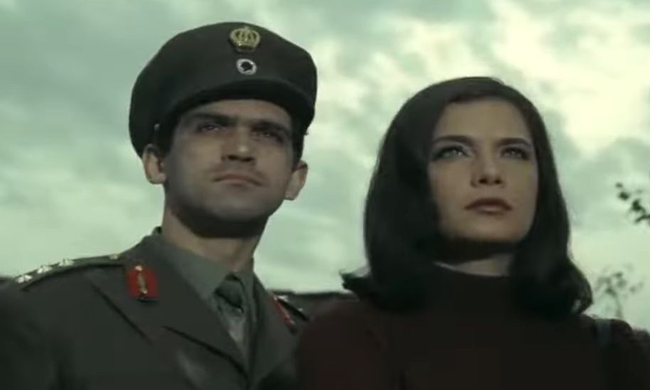 Κοντσέρτο για πολυβόλα: Η πολεμική ταινία που έγινε η αφορμή για να γεννηθεί ένας μεγάλος έρωτας